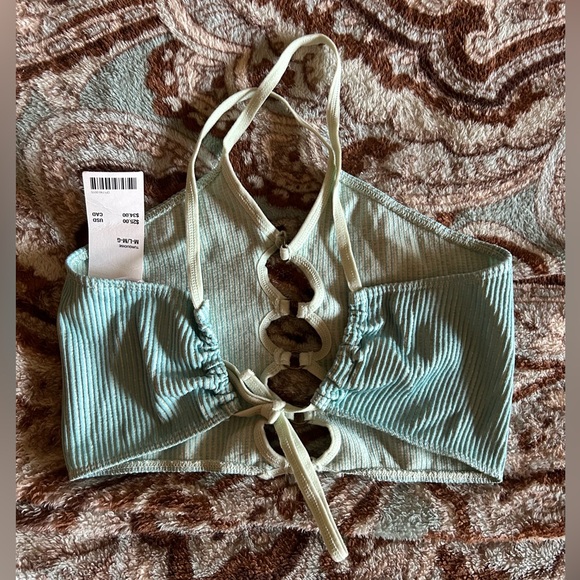 Urban Outfitters Green Plunge Neck Sleeveless Camisole - Picture 2 of 3